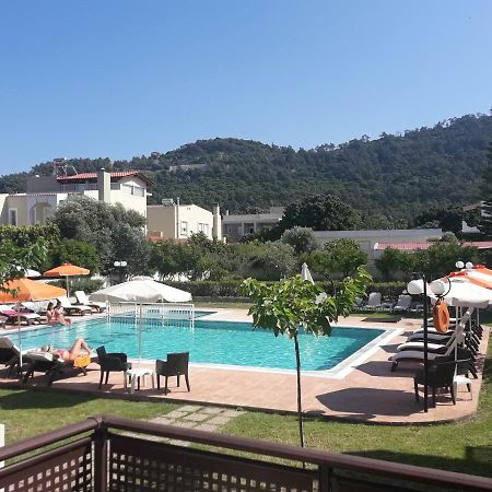 Santa Helena Hotel Lalyssos Eksteriør billede