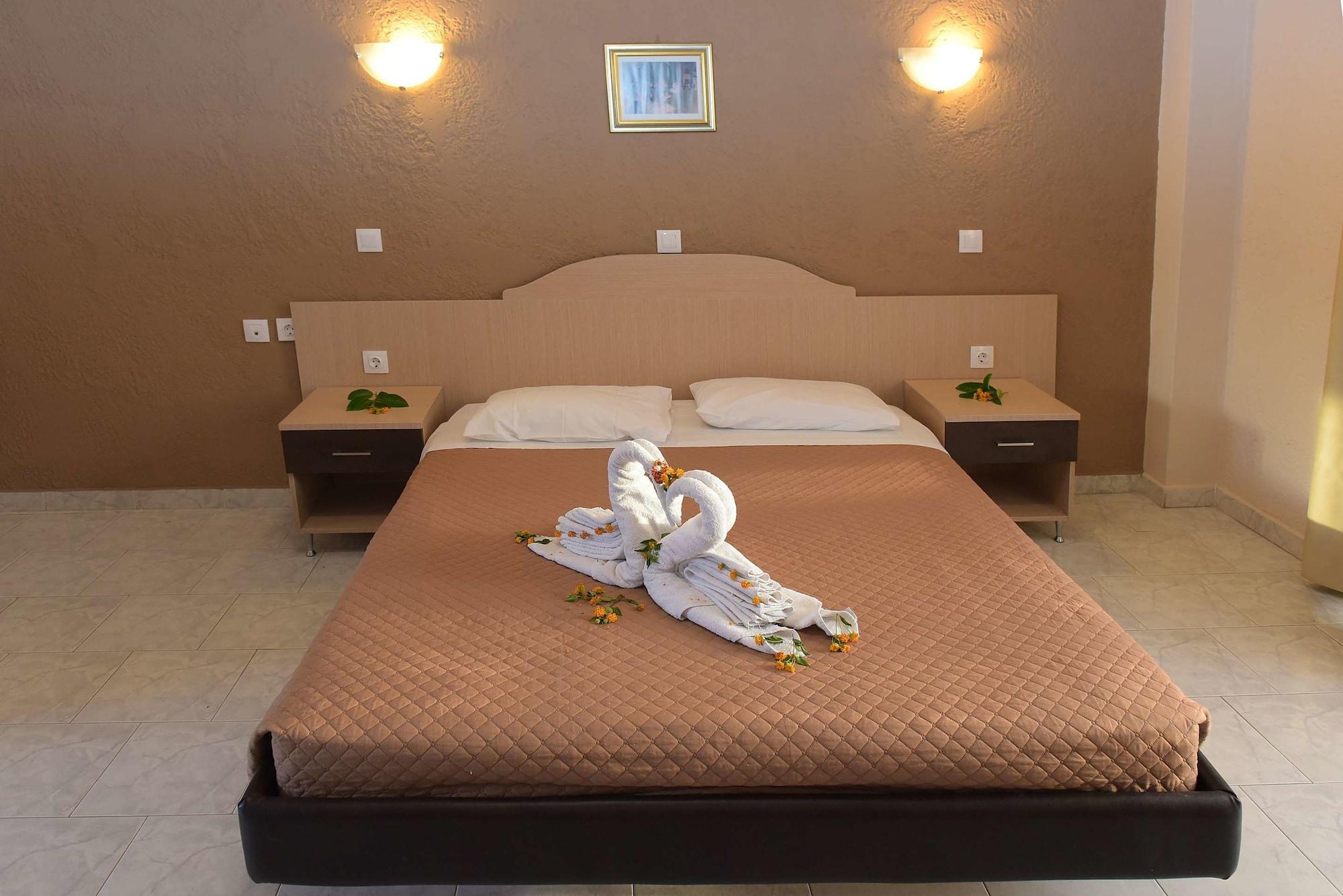 Santa Helena Hotel Lalyssos Eksteriør billede