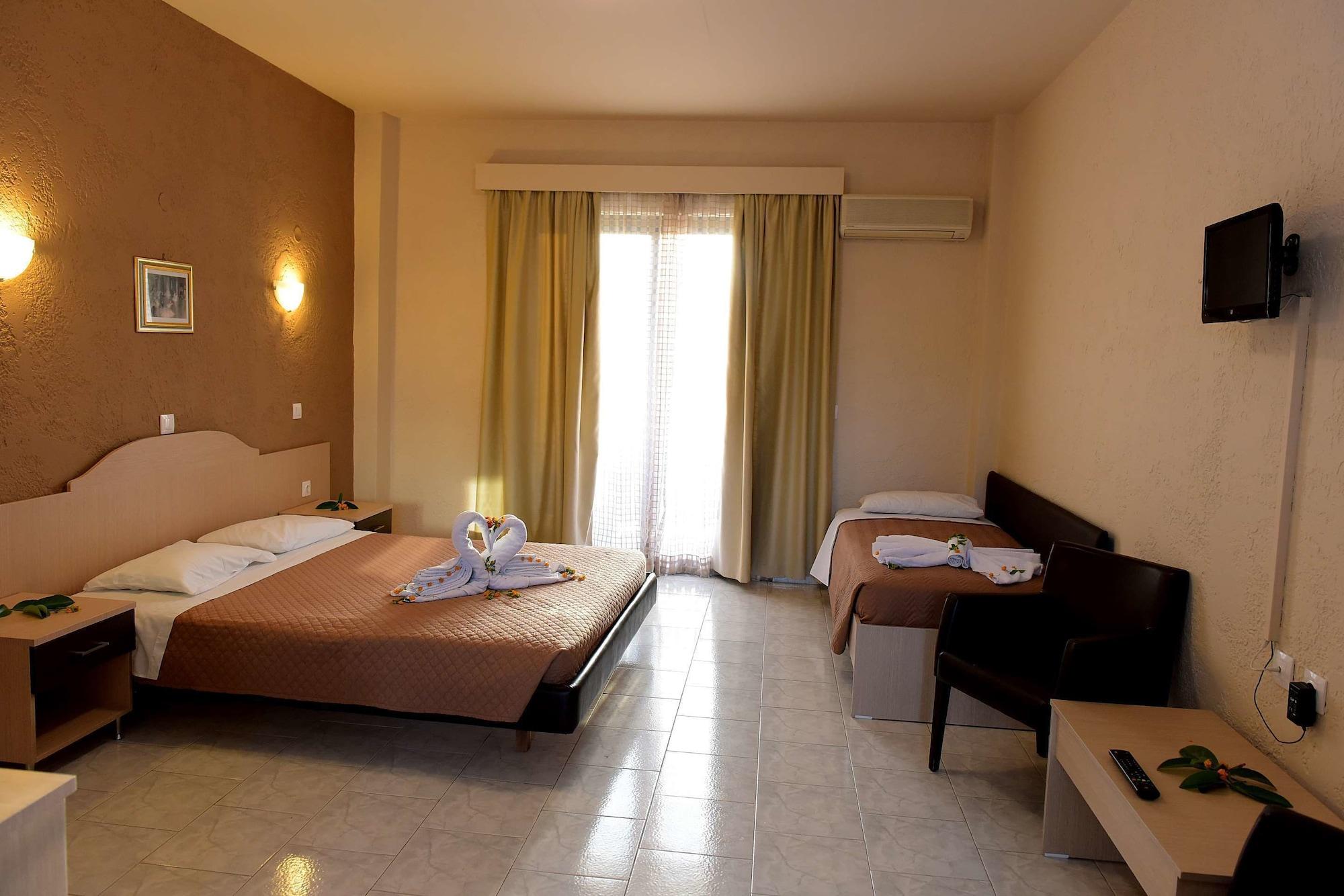 Santa Helena Hotel Lalyssos Eksteriør billede