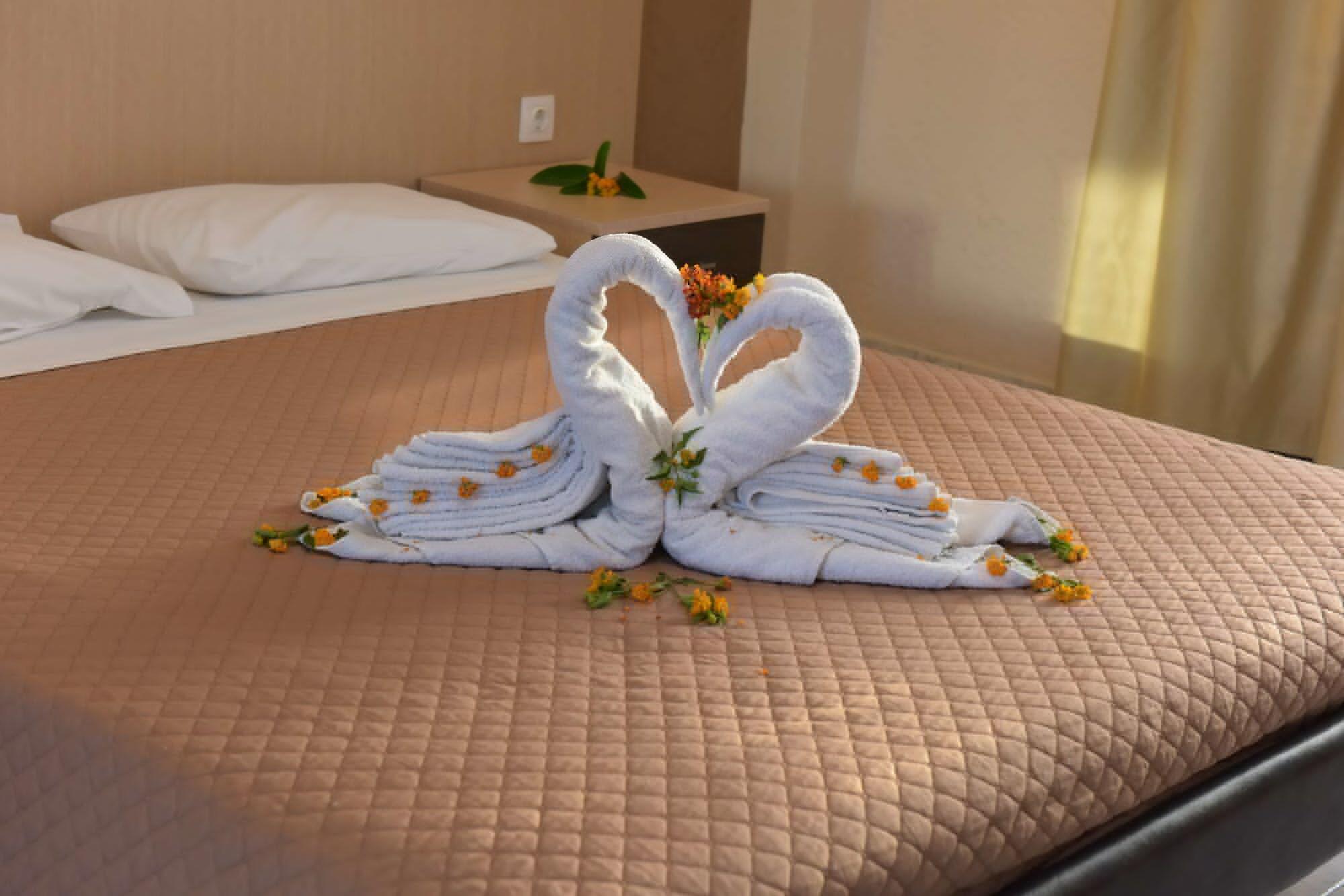 Santa Helena Hotel Lalyssos Eksteriør billede