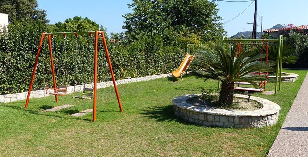 Santa Helena Hotel Lalyssos Eksteriør billede